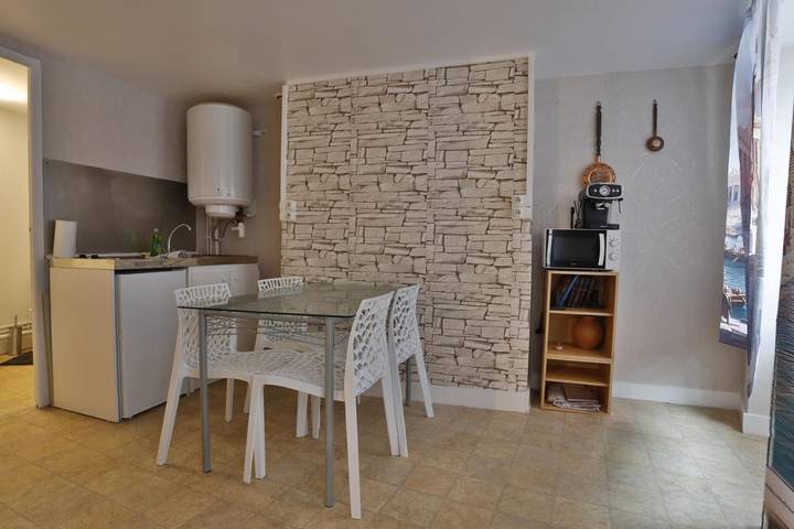 Gîte pour 2 personnes, avec vue, animaux acceptés à Argenton-sur-Creuse - 4