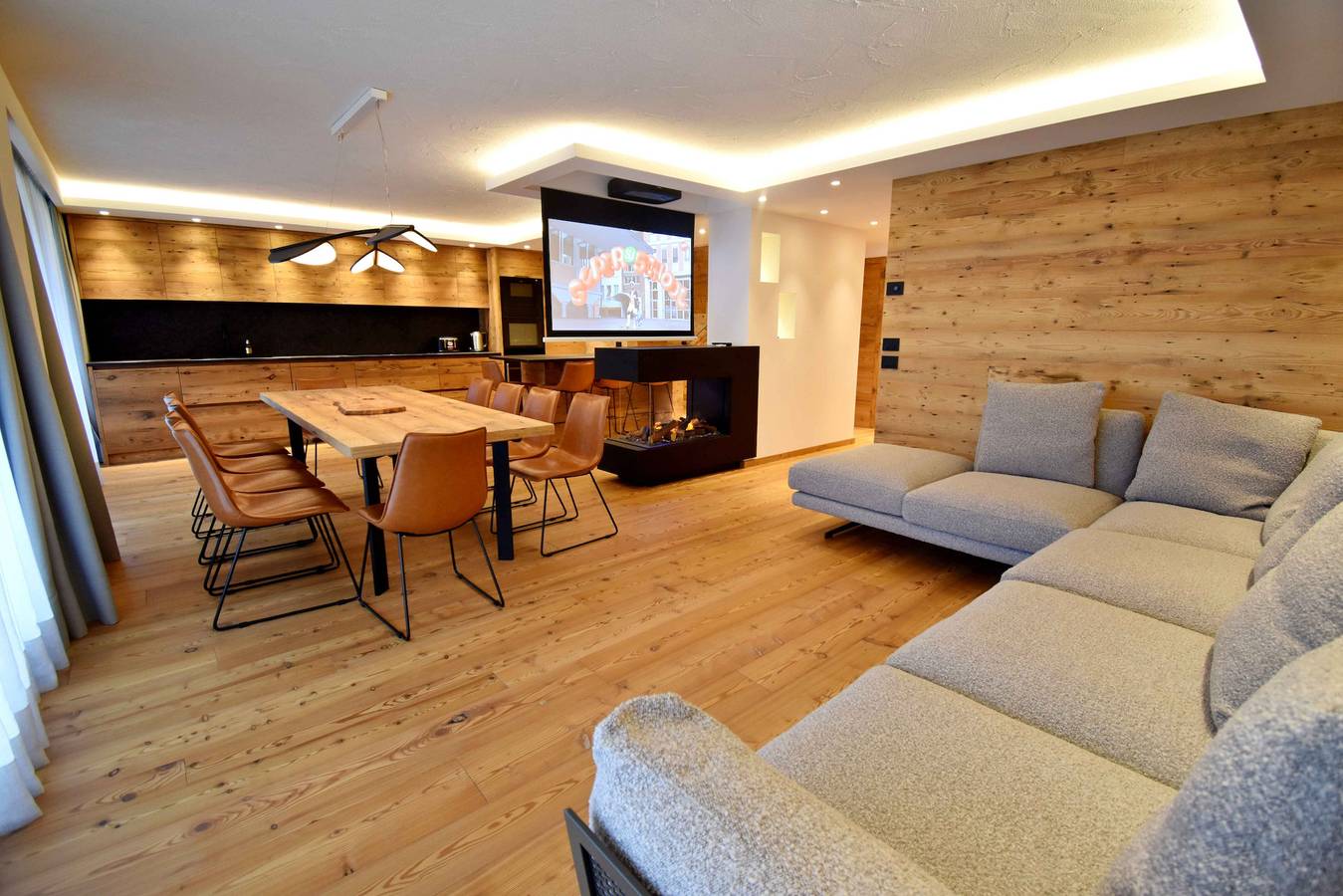 Ganze Wohnung, Ferienwohnung für 12 Personen mit Balkon in St. Maria im Pein, Adamello-Presanella-Alpen