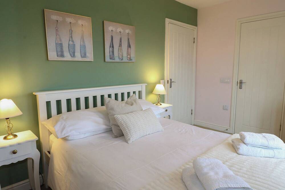 Driftwood Cottage, pet friendly in Craignure, Isle Of Mull in Argyll & Bute