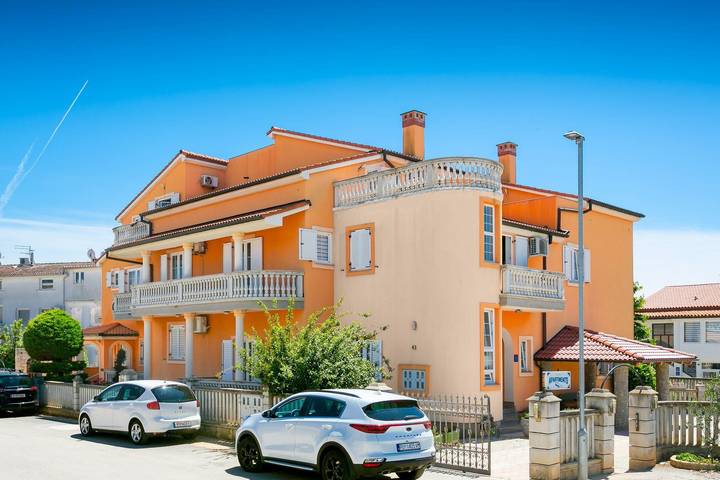 Appartamento vacanze per 4 persone, con giardino - 1