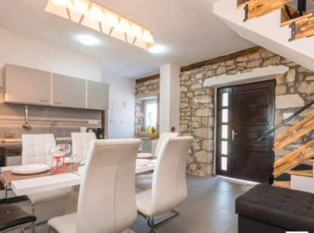 Villa Balamunta - Three Bedroom Villa With Private Pool in Općina Sveti Filip i Jakov, Zadarska županija