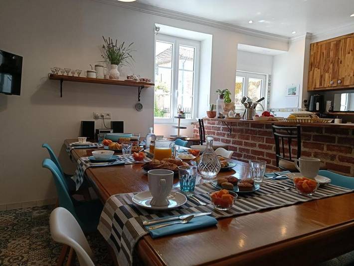 Location de vacances pour 2 personnes, avec sauna ainsi que jardin et piscine à Saint-Vincent-Rive-d'Olt - 3