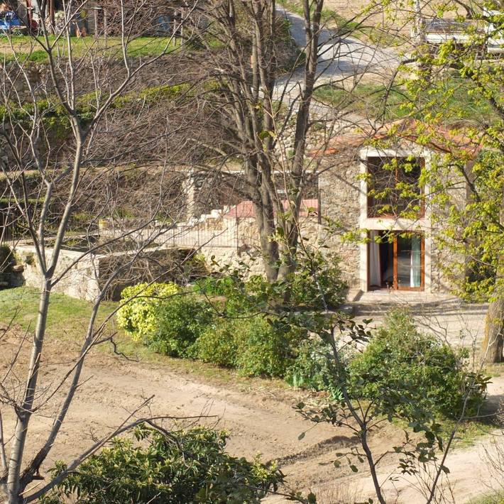 Maison de vacances pour 3 personnes, avec Terrasse et Jardin ainsi que Piscine et Vue