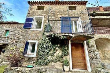 Gîte pour 6 personnes, avec jardin et balcon, animaux acceptés à Sari-d'Orcino