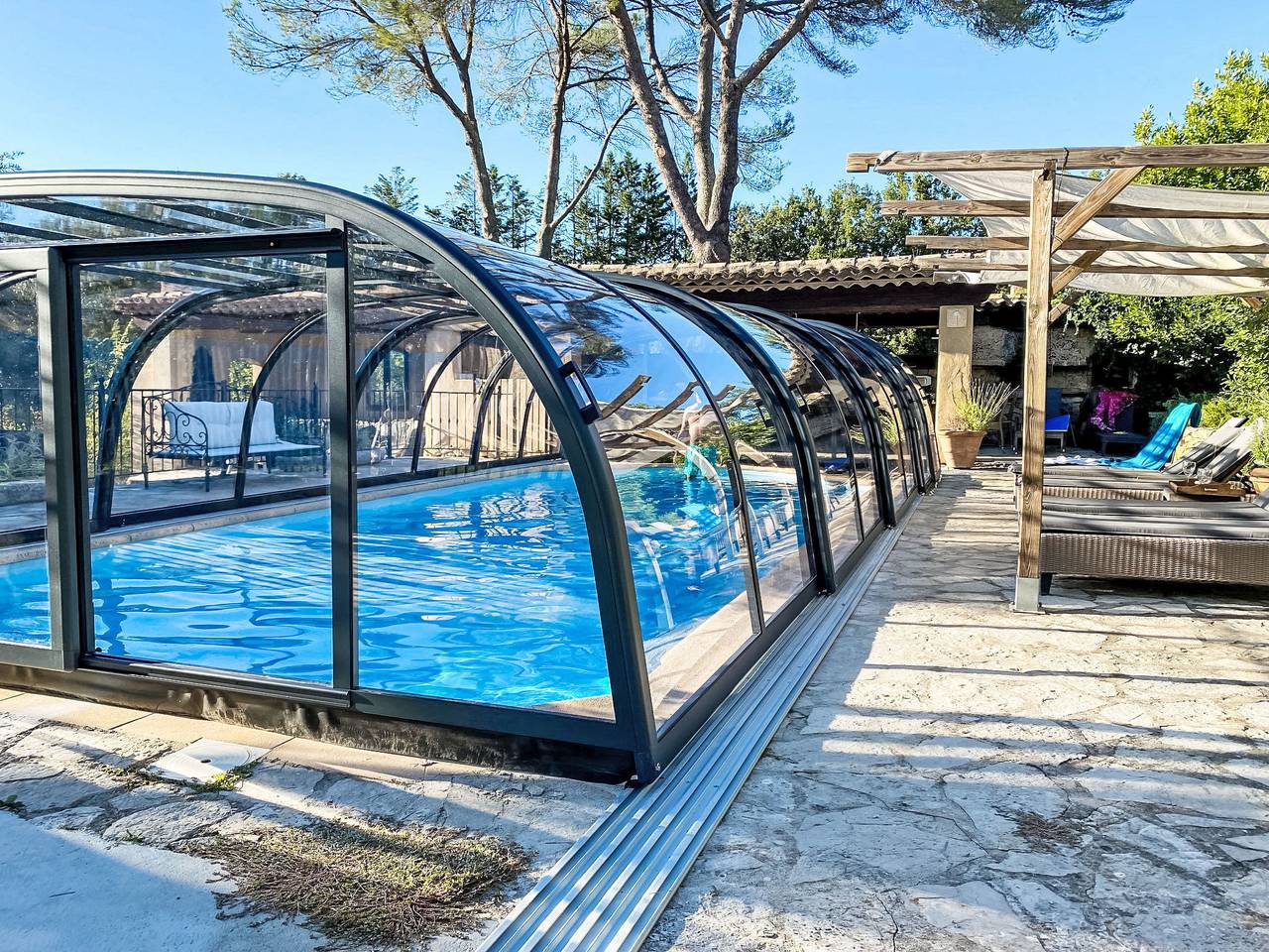 Klimatisiertes Mas Les Heures Bleues mit Pool in Lorgues, Region de Draguignan