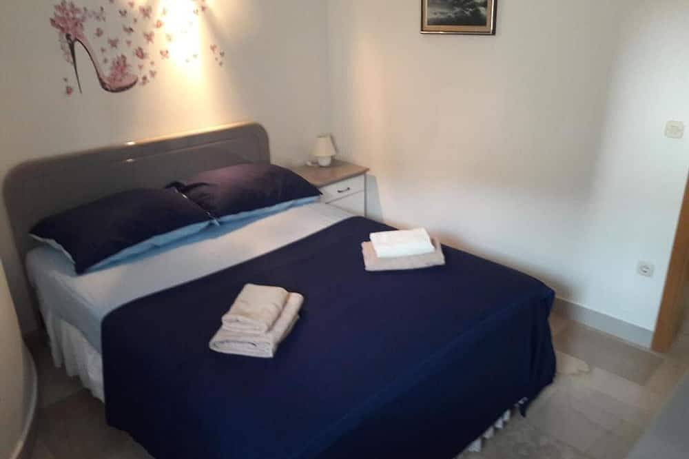Ganze Wohnung, Apartments Kozino - One Bedroom Apartment in Strand Kožino, Zadar (Kommun)