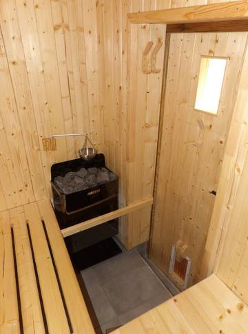 Gîte pour 8 personnes, avec terrasse et sauna à Pradelles-Cabardès