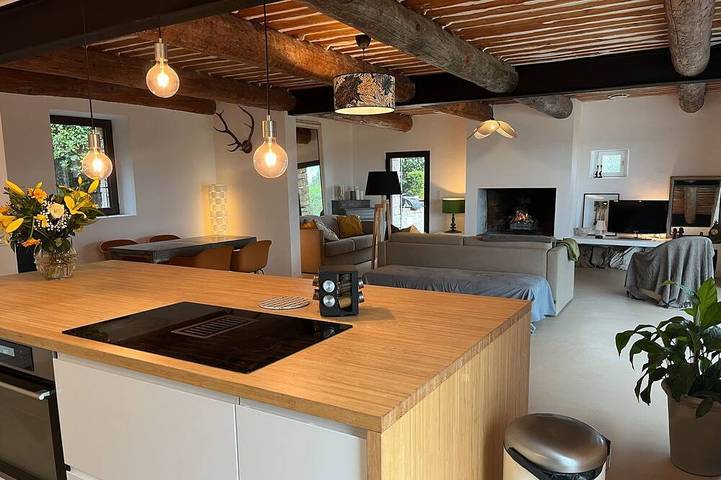 Gîte pour 6 personnes, avec jardin à La Bastidonne - 3