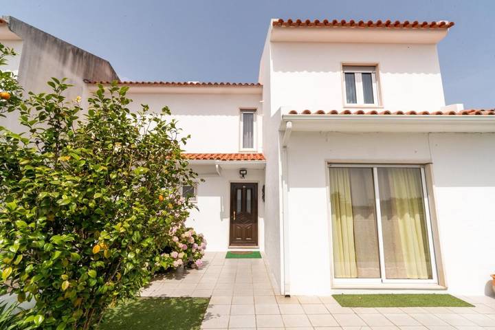 Ferienhaus für 9 Personen, mit Garten, mit Haustier in Nazaré