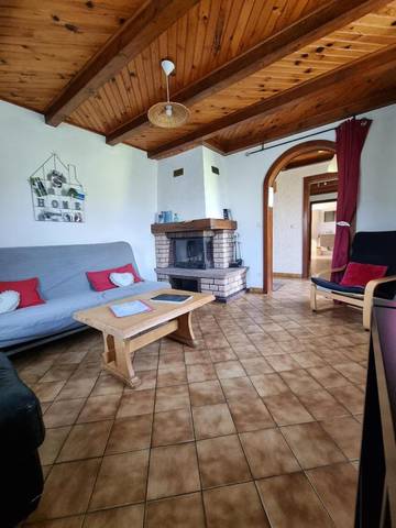 Gîte pour 8 personnes, avec vue et jardin à Gerbépal