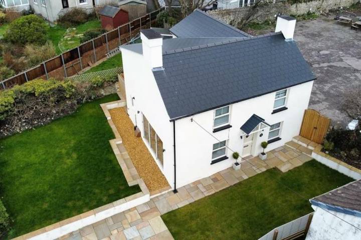 Holiday home for 6 people, with garden and terrace in Bridgend