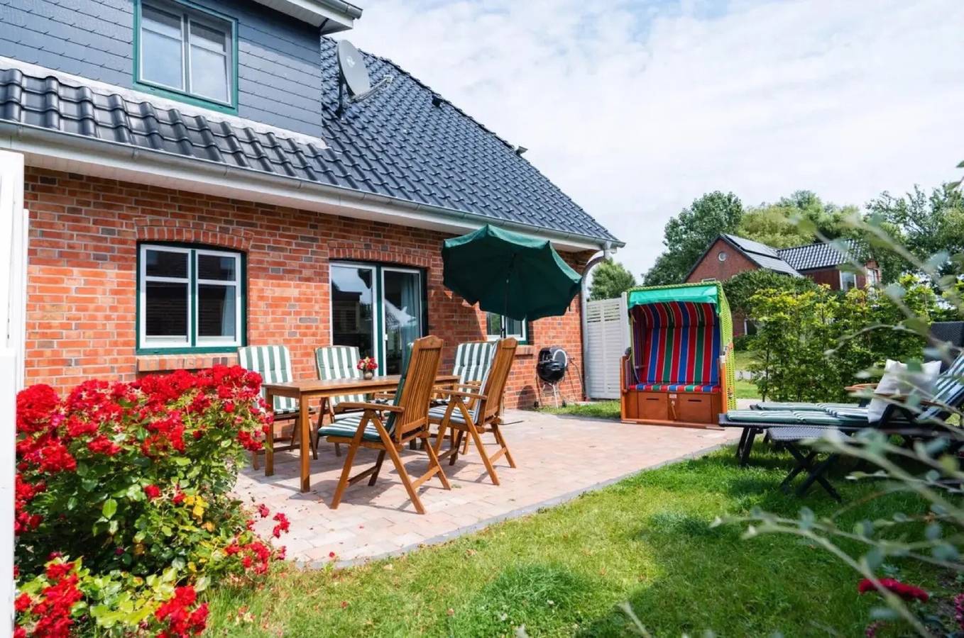 Ganze Wohnung, 'Ferienhaushälfte Hafenperle' mit Garten und Wi-Fi in Tammensiel, Pellworm