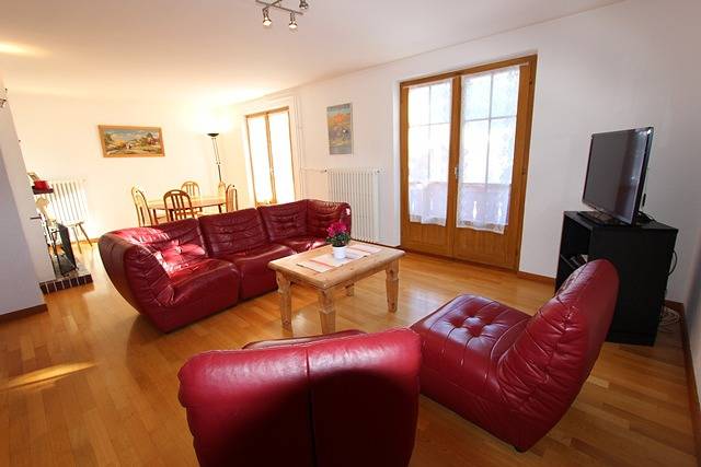 Appartement de vacances entier, Chalet Arolles - 6 chambres à coucher, 200m², 11 personnes in Château-d' Œx, Alpes Vaudoises