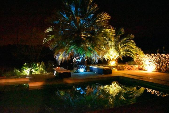 Maison de vacances pour 6 personnes, avec jardin ainsi que piscine et vue, adapté aux familles à Le Castellet