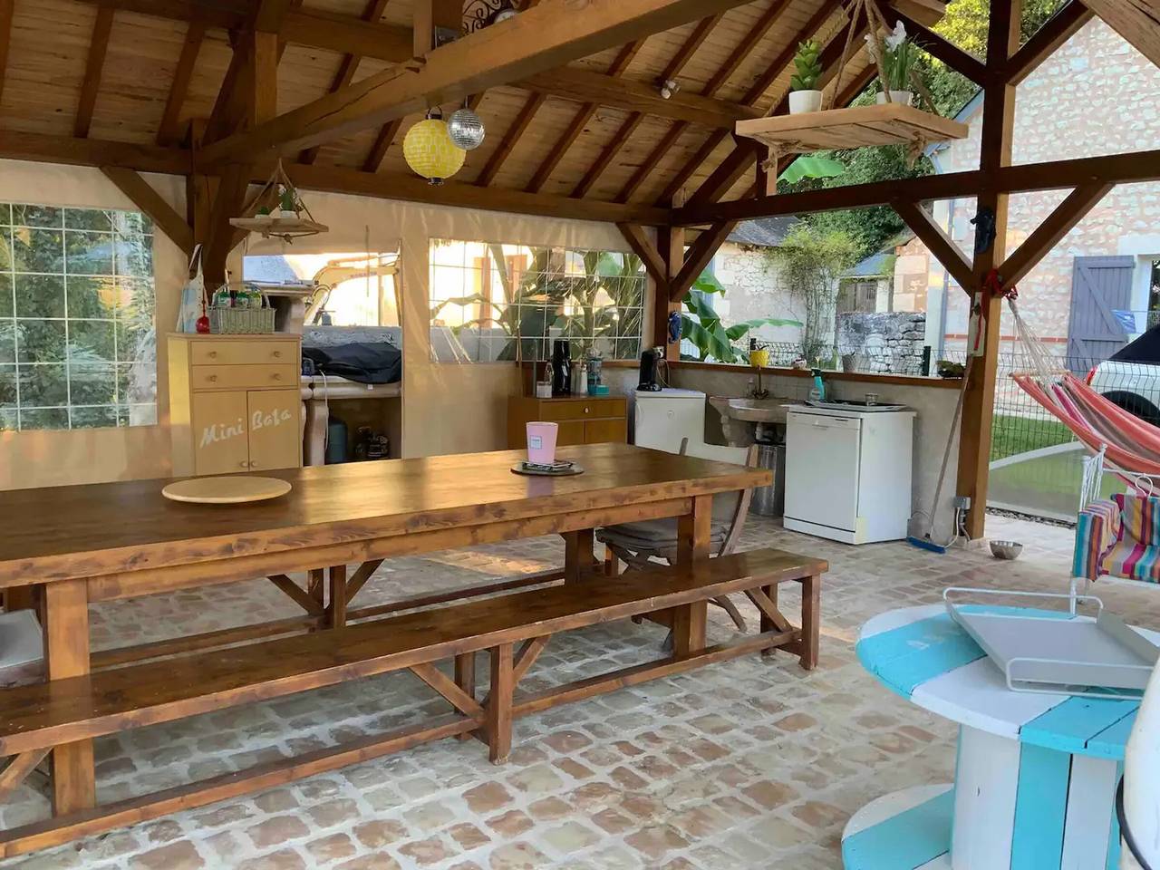 Naturparadies nahe Zooparc de Beauval – Komfortables Ferienhaus mit Pool, Terrasse & Freizeithalle in Faverolles, Loire-Tal