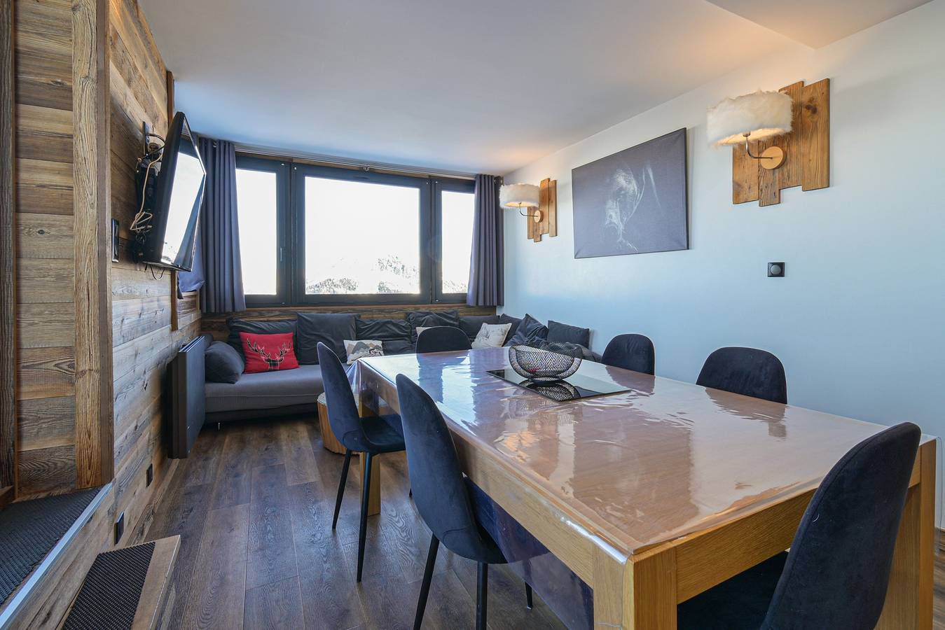 Entire apartment, Apartment “Lesetoilesdelaplagne - Le Diamant” with Mountain View and Private Terrace in La Plagne, Aime-la-Plagne