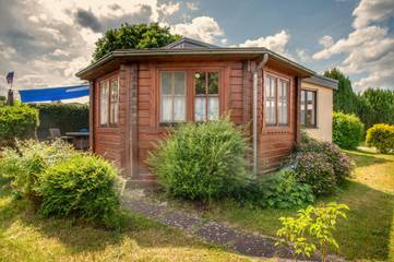 Bungalow für 4 Personen, mit Terrasse und Garten im Stettiner Haff