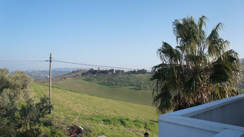 Villa 'San Martino' con vista mare, Wi-Fi e aria condizionata in Cellino Attanasio, Provincia di Teramo