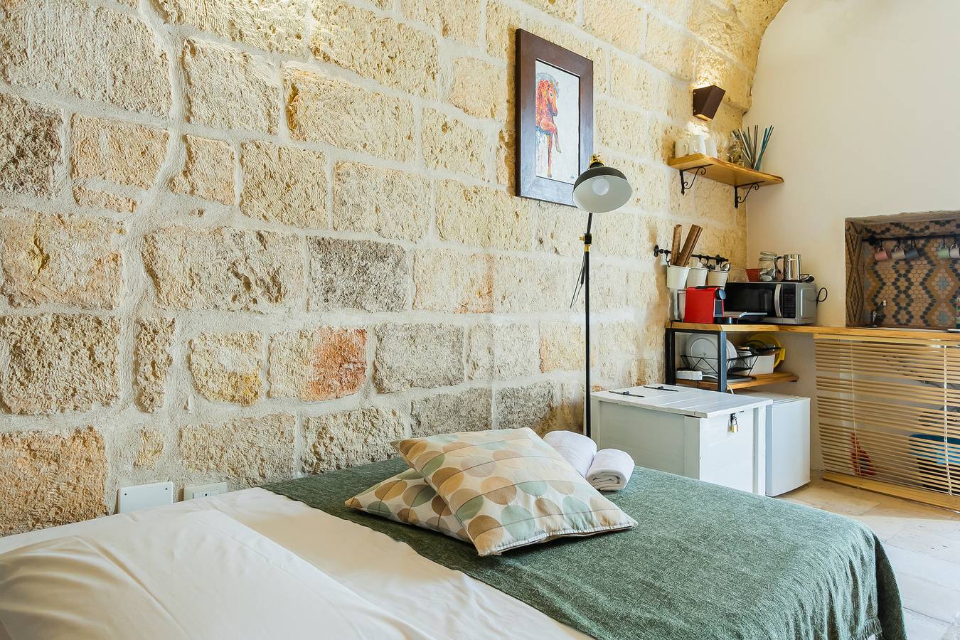 Entire apartment, Dim's Apartments by Wonderful Italy - room1 in Polignano A Mare, Bari Province