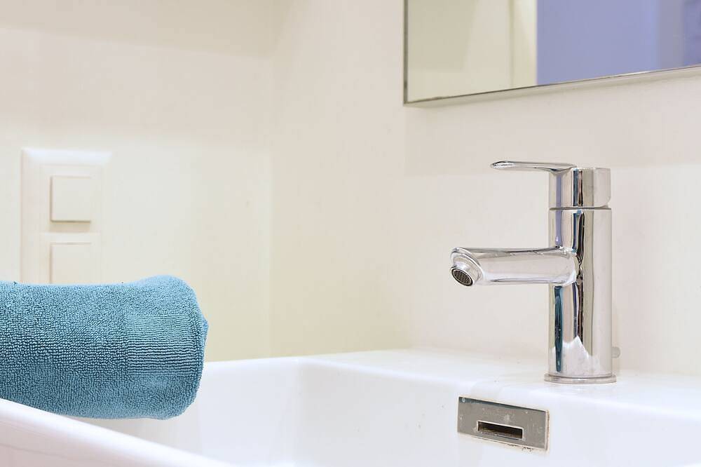 Ganze Wohnung, Moderne Loft im Tessin, ruhig gelegen, familienfreundlich, Pool in Vernate, Luganersee