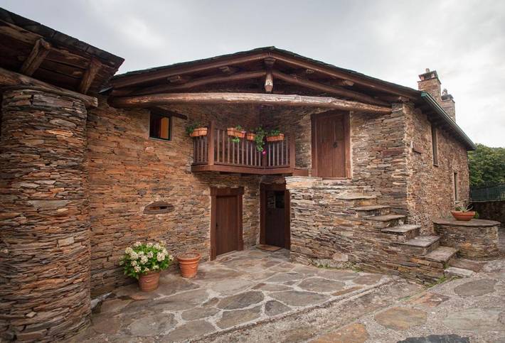 Casa rural para 10 personas, con Terraza además de Jardín y Vistas en Provincia de Lugo