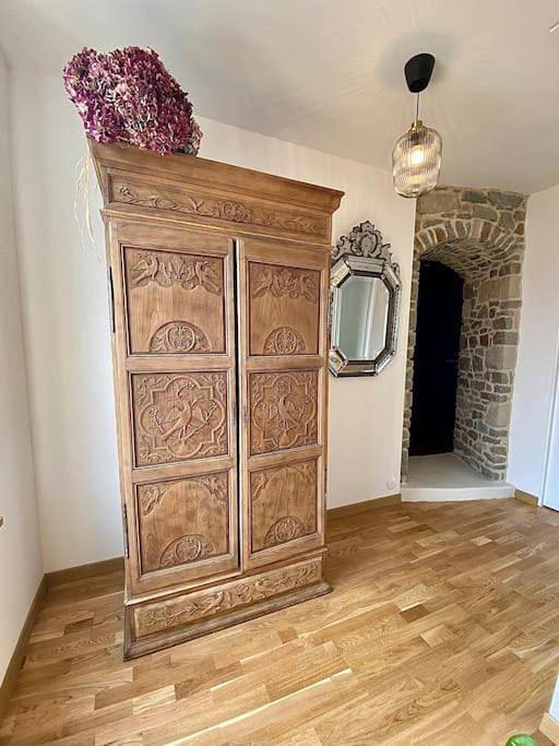 Location de vacances pour 10 personnes, avec Jacuzzi ainsi que Terrasse et Jardin à Yffiniac - 3
