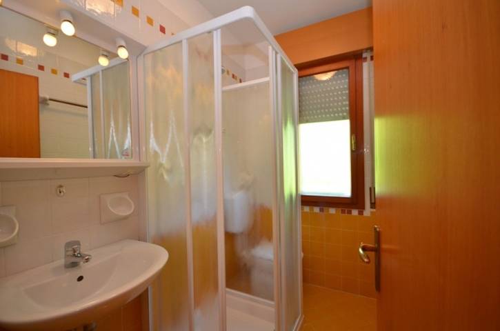 Apartamento entero, Apartamento vacacional tranquilo con piscina in Bibione, San Michele al Tagliamento