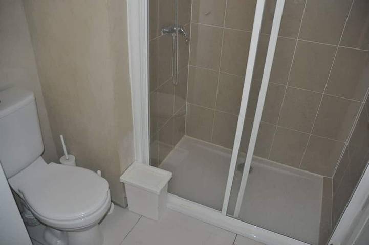 Appartement entier, Beau 2 P, centre ville, 100 m des plages,  Air Conditionné in Menton, Côte méditerranéenne (France)