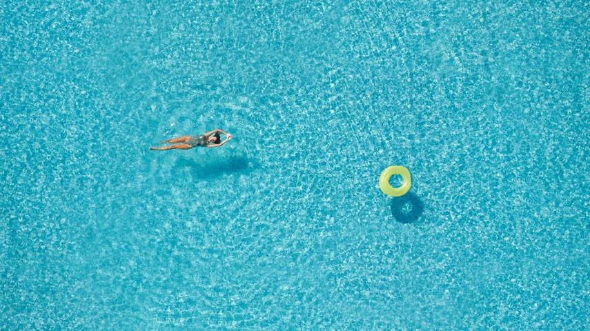 Appart’hôtel pour 5 personnes, avec piscine ainsi que jardin et vue