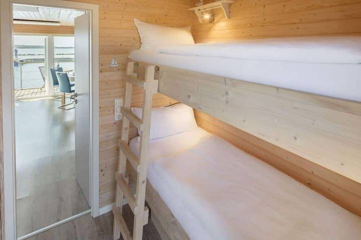 Hausboot für 5 Personen, mit Terrasse in Burgstaaken - 3