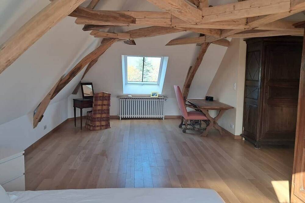 Apartamento entero, Loft a 16 km de las 24 Horas de Le Mans - Wifi - Aparcamient in Écommoy, Sarthe