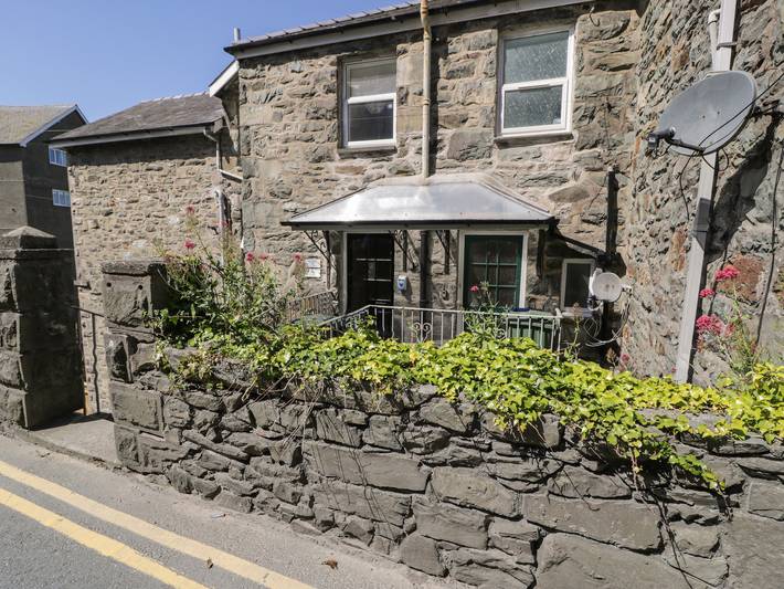 Apartment for 4 people in Barmouth