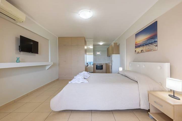 Apartamento entero, Playa Del Zante - Estudio con vistas al mar in Psarou, Alykes