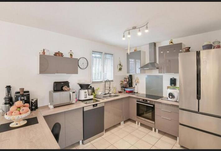 Location de vacances pour 2 personnes, avec piscine et jardin à Saint-Médard-de-Guizières - 3