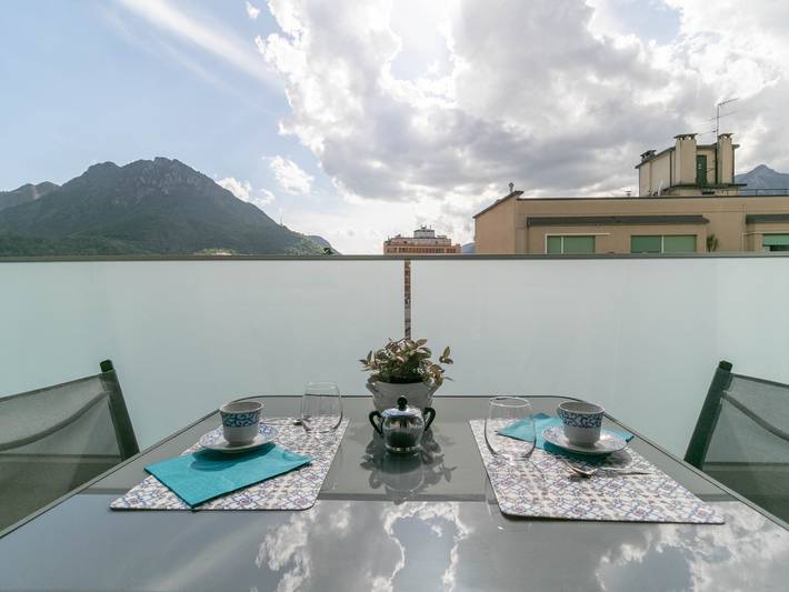 Ferienwohnung für 4 Personen, mit Balkon und Terrasse sowie Ausblick in Lecco - 3