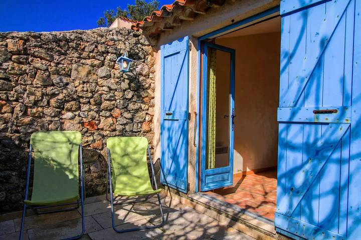 Location de vacances pour 8 personnes, avec piscine et jardin à Flayosc - 4