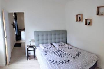 Gîte pour 2 personnes, avec jardin dans Plan D Eau De La Cantache