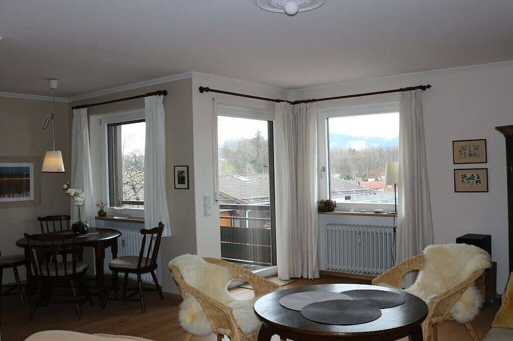 Ferienwohnung mit 1 Schlafzimmer in Murnau am Staffelsee, Das Blaue Land