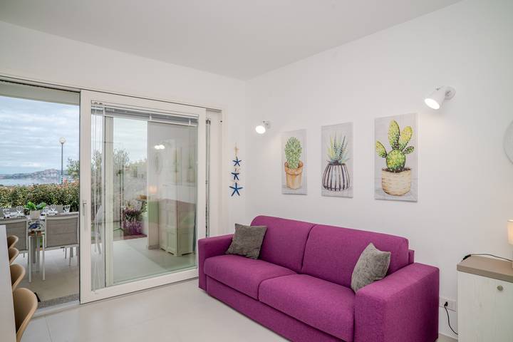 Casa Vacanze 'Appartamento Acquamarina' con Vista Mare, Wi-Fi e Aria Condizionata in Palau (villaggio), Palau (Sardegna)