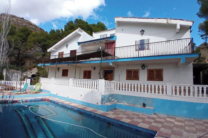 Villa pour 12 personnes, avec jardin et balcon - 1
