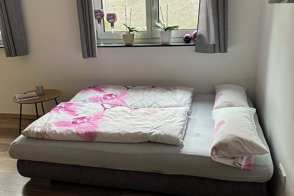 Geheel appartement, Schöne Ferienwohnung im Sonnigen Markgräflerland in Buggingen, Zuidelijk Zwarte Woud