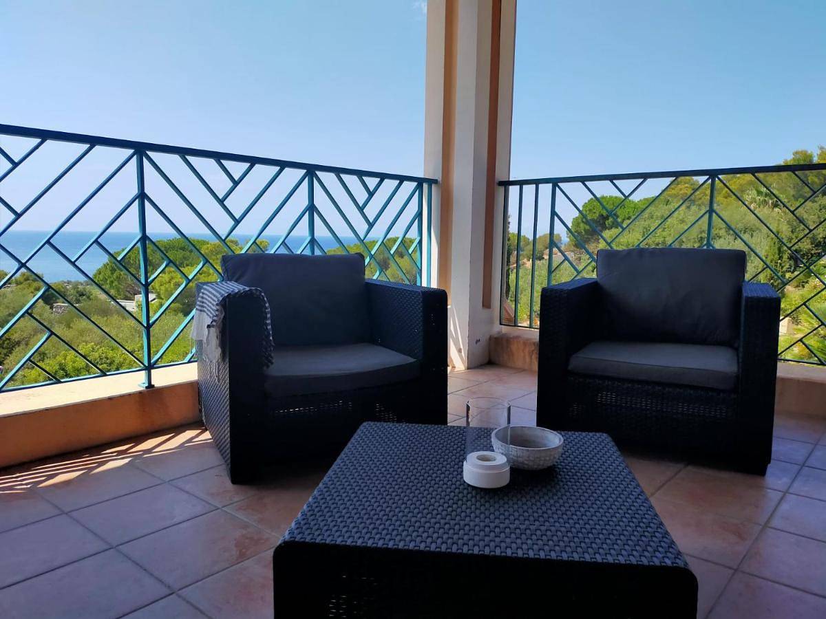Appartement entier, Two-Bedroom Apartment in Corbara, Région de Calvi