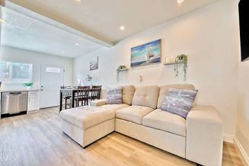 Vacation House for 2 Guests in Newport Beach, Orange County, Picture 2