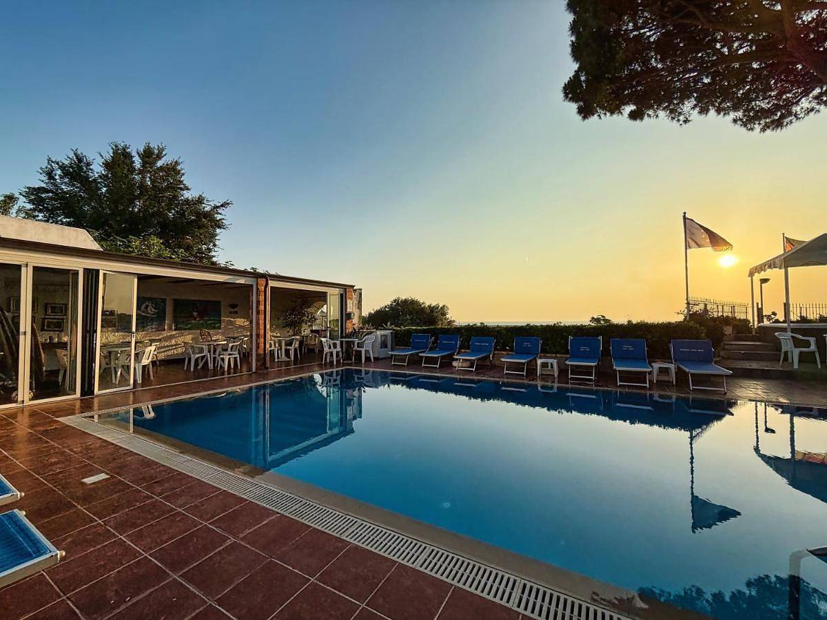 Villa Mena in Chiaia, Ischia