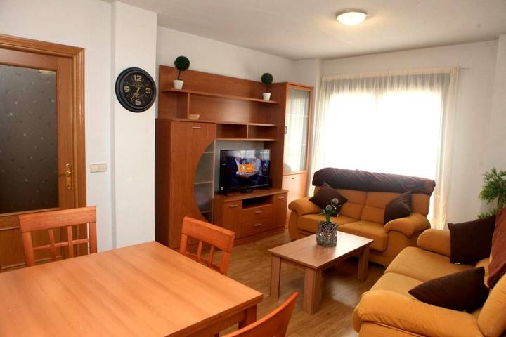 Apartamento de vacaciones para 5 personas, con vistas y balcón - 1