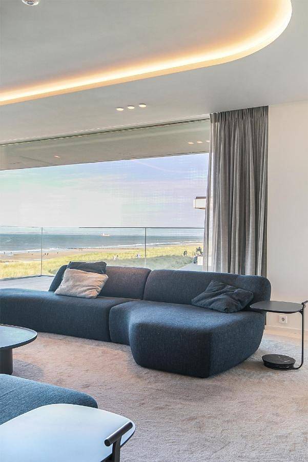 Gîte pour 8 personnes, avec terrasse et sauna ainsi que piscine et vue à Cadzand