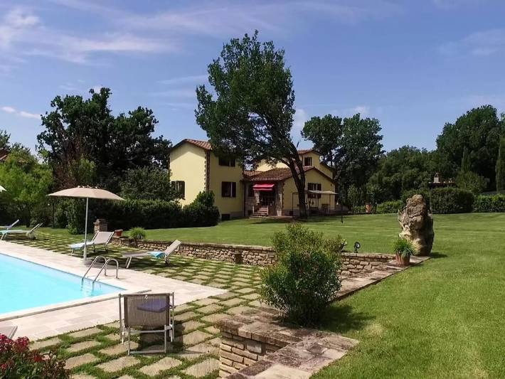 Villa für 12 Personen, mit Pool und Garten - 1