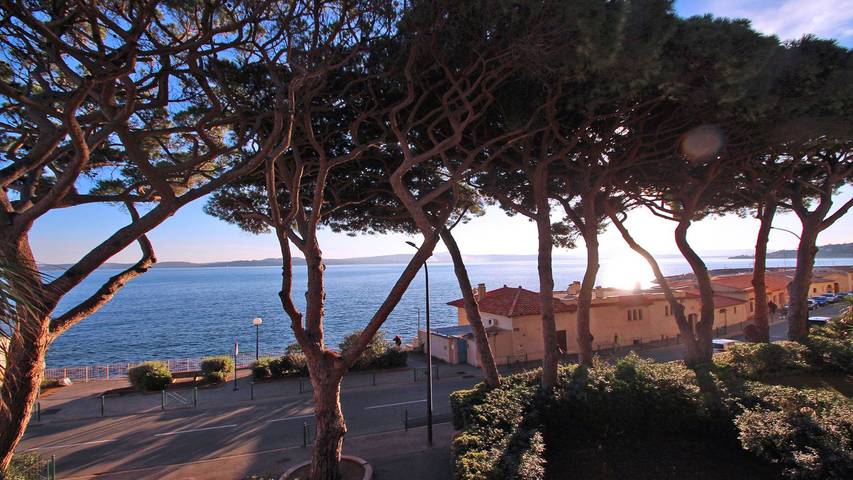 Appartement de vacances pour 4 personnes, avec terrasse, adapté aux familles en Provence-Alpes-Côte d'Azur - 3