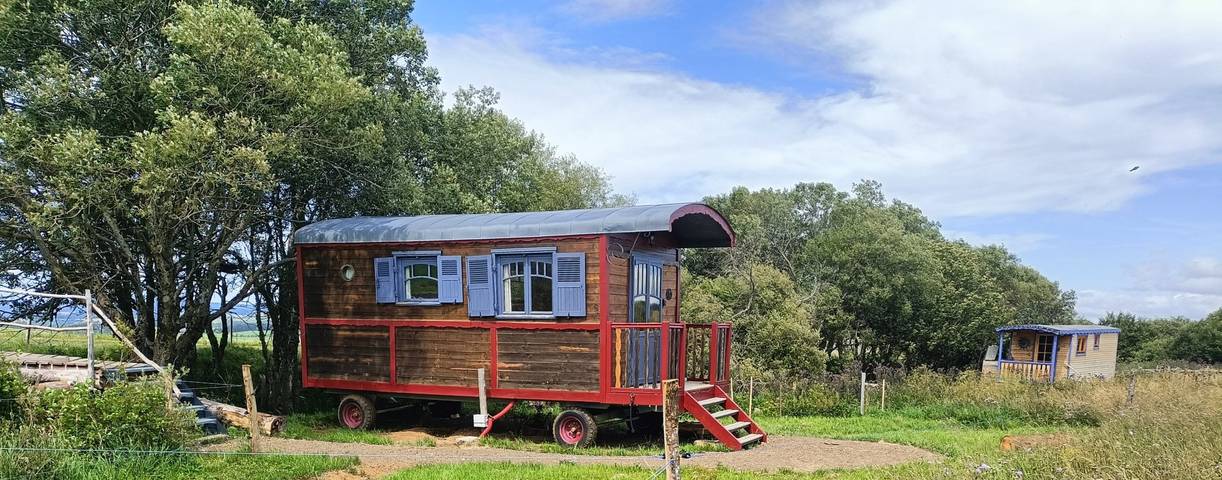 Gîte pour 5 personnes, avec balcon à Saint-Front - 2