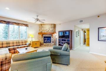Vacation Apartment for 8 Guests in Smugglers' Notch, Vermont, Picture 3